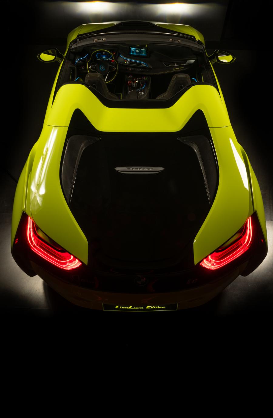  BMW i8 Roadster LimeLight Edition 2019 года  (фото 9 из 19)